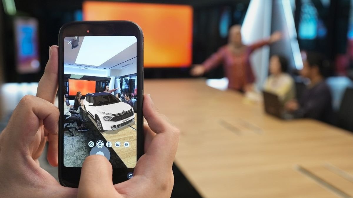 mobile interactive group